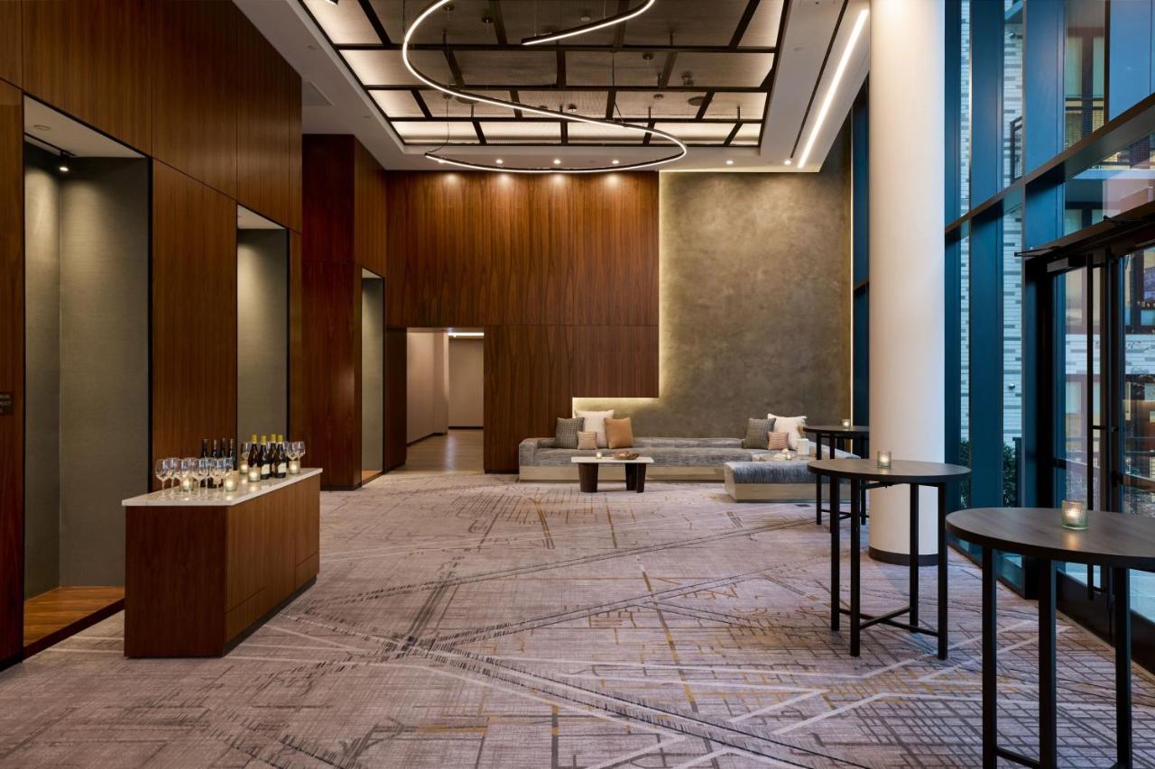 Отель Washington Marriott Capitol Hill Экстерьер фото