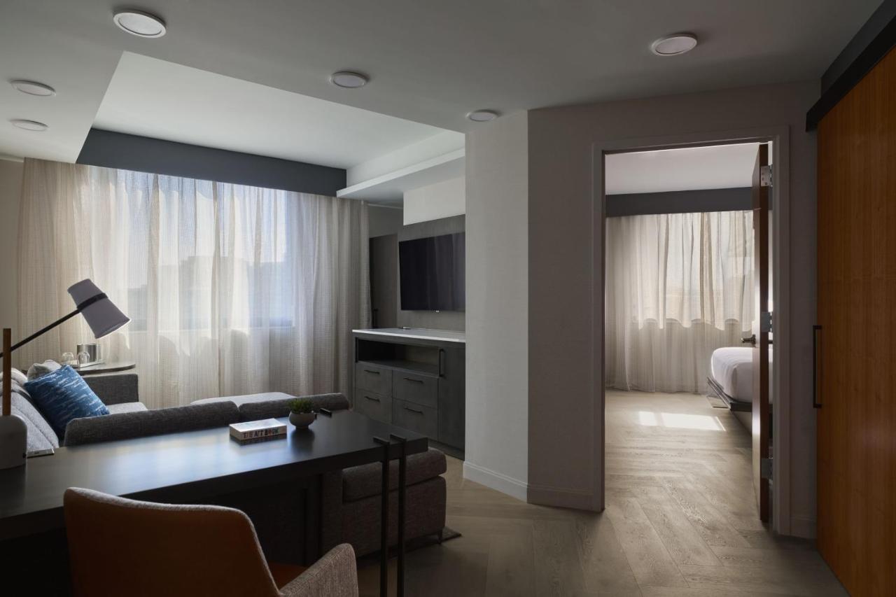 Отель Washington Marriott Capitol Hill Экстерьер фото